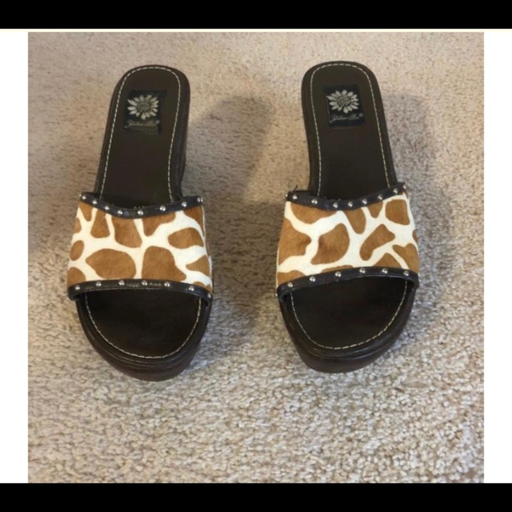 Yellow Box Wedge Cow Hide Leather Sandal wedge - Picture 2 of 7